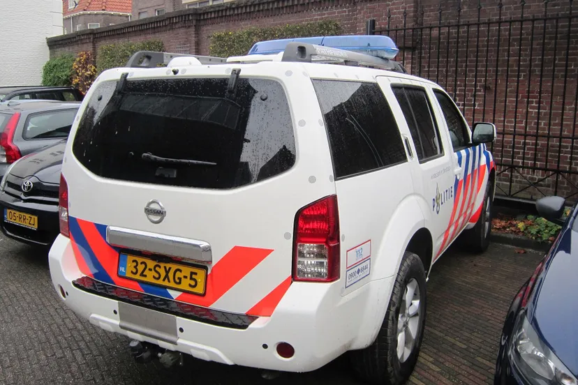 zuid holland zuid politie auto nissan 2