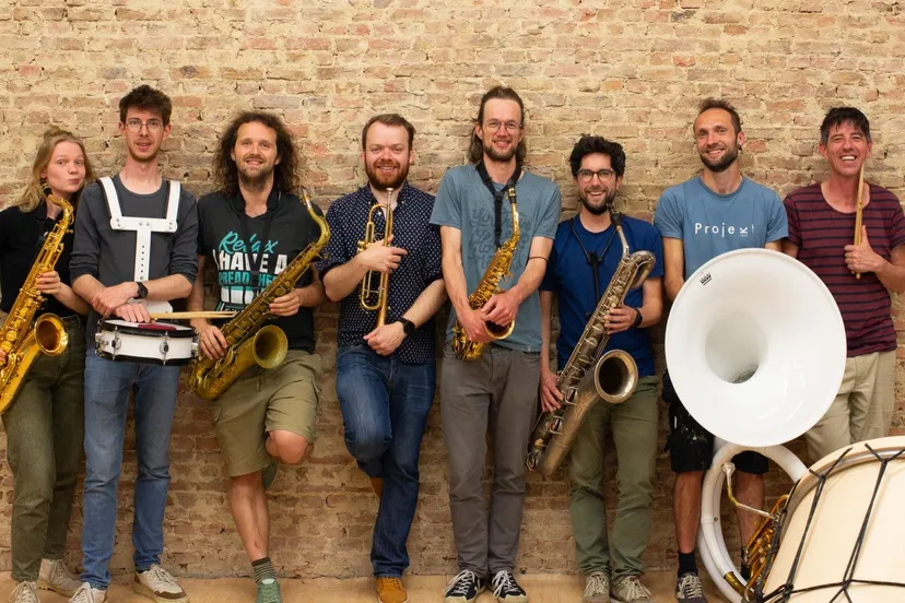 reutel festival de oversteek