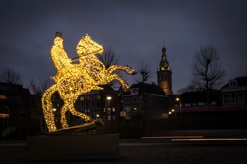 lichtsculptuur keizer karel