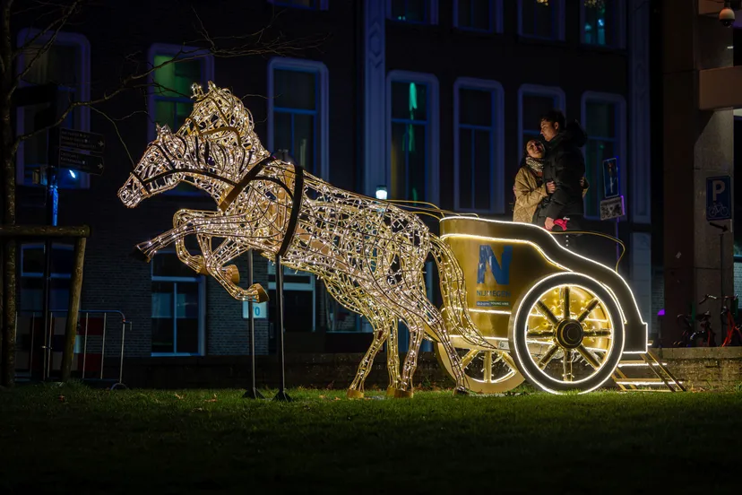 nijmeegsewinterweken20232024 lichtobject janwillemdevenster rechtenvrij