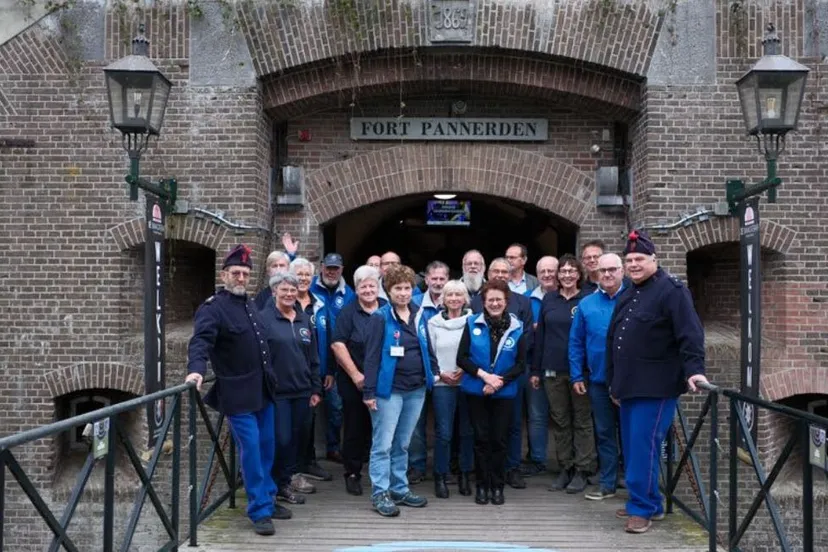 vrijwilligers fort pannerden