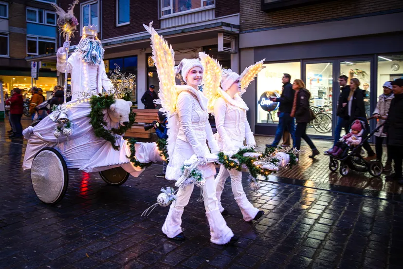 nijmeegsewinterweken202324 winterwonderparade optocht rechtenvrij daanvanoort nr