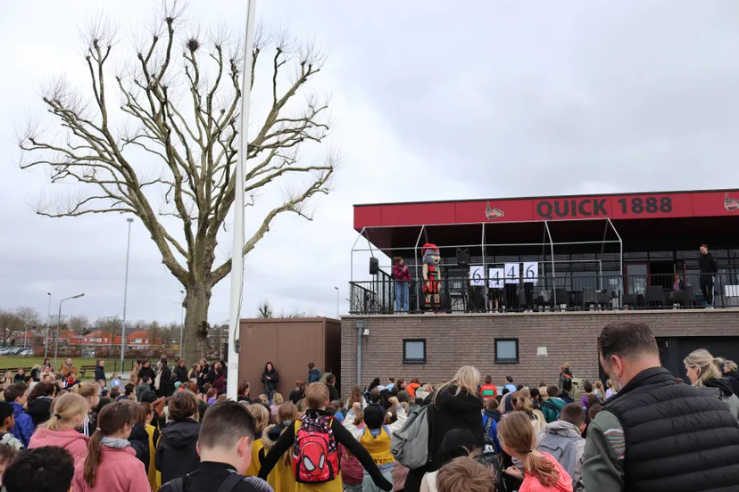 scoor een boek nec lisa martens