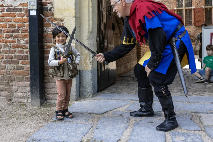 kasteel hernen ridder op wacht ton rothengatterjpg