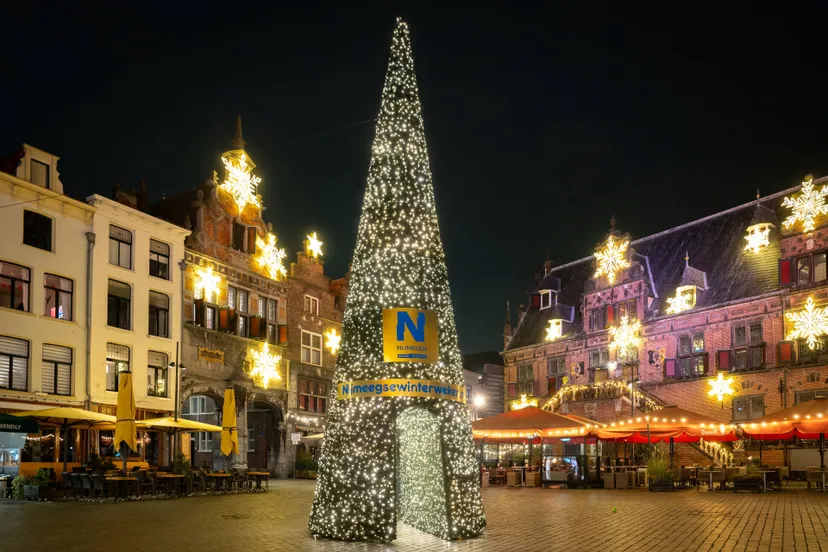 Jan Willem de Venster- Doorloopboom Grote Markt