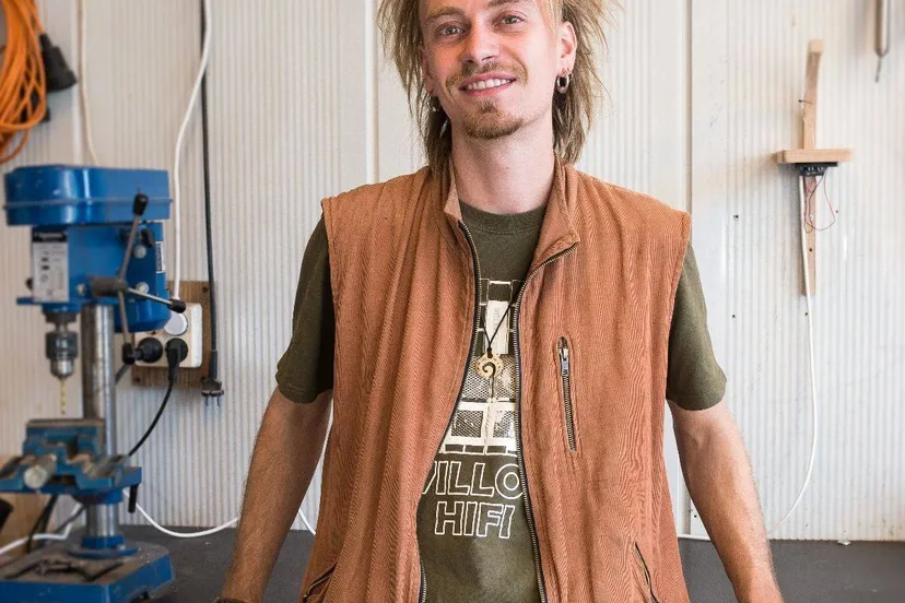 Yip Stals, titel (liggend), 2025, foto Ricardo Ministro