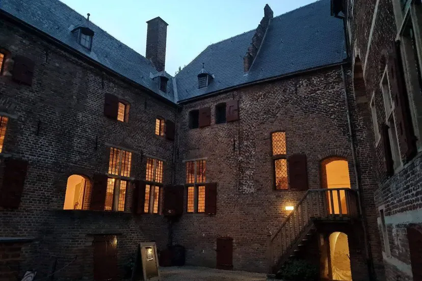 hernen-in-het-donker(2).TonRothengatter.GLK