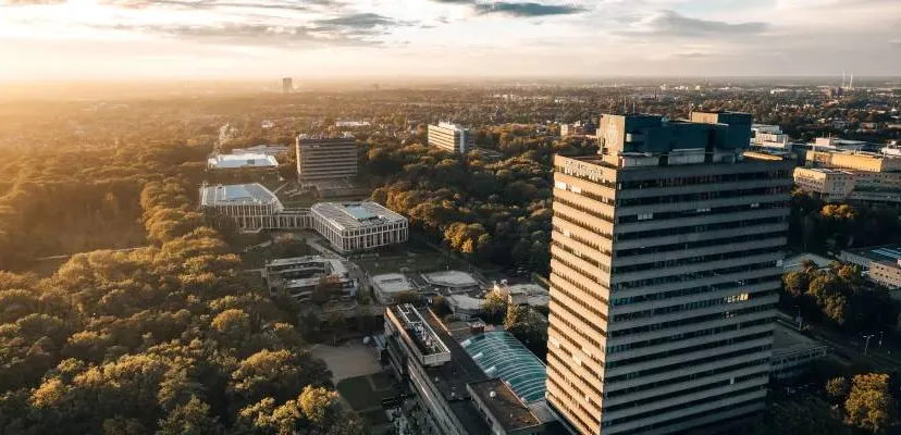 23-10-20_Drone_campus Heyendaal_TvB Radboud Universiteit-1.1