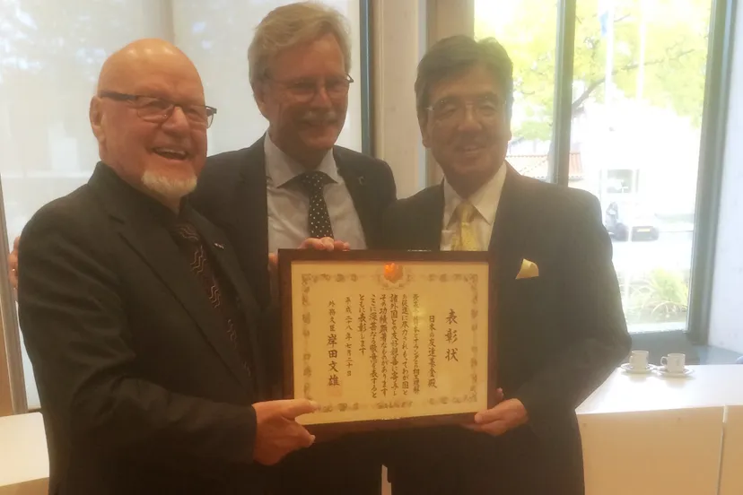 20161019 onderscheiding voor st vrienden van japan