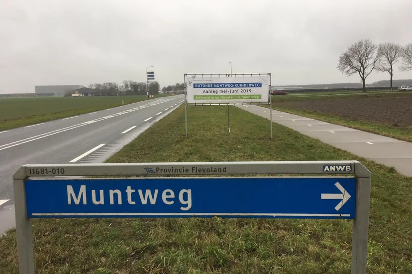 aanleg rotonde muntweg kuinderweg at flevowegen