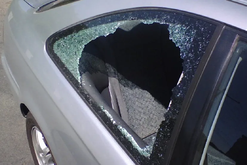 autoinbraak cc by wikimedia commons