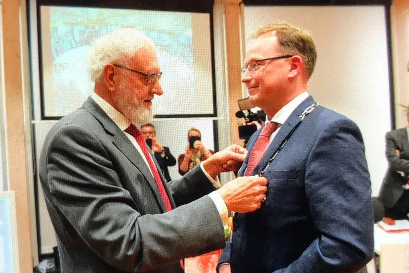 burgemeester twitter nop