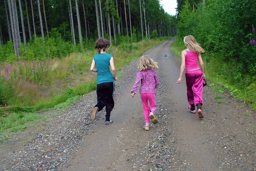 children 210658 960 720