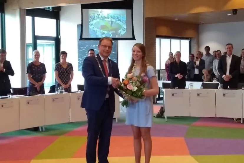 d 9guksxsaet6hrjpg large e1562665886996