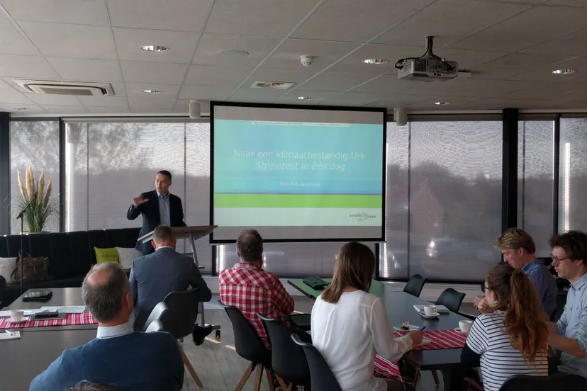 d5eh5zjxoaii5srjpg large