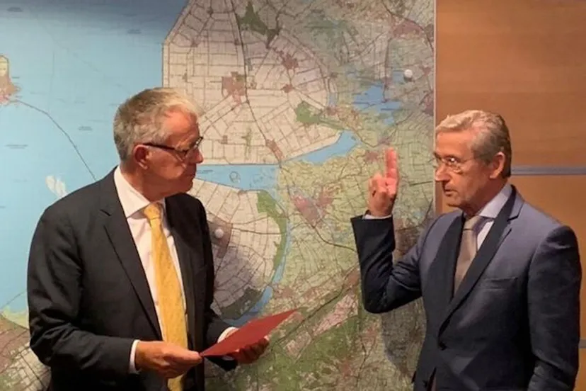 data620xc787x5247332620x414