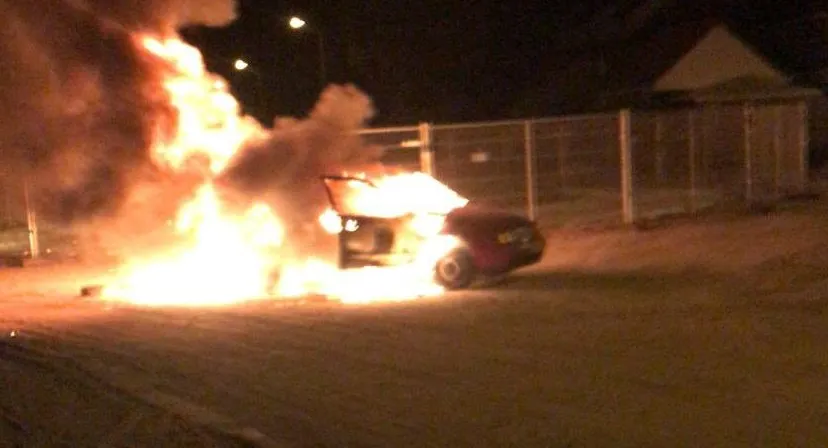 db2g2yaw4ael z4jpg large e1524925780259