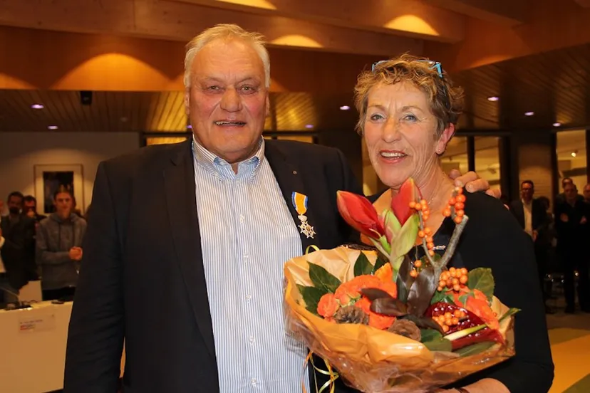 dpq0pz0xuac265gjpg large