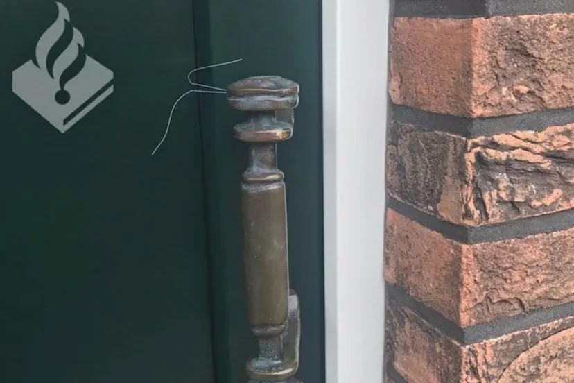 draadje om deurklink pol nop urk e1502264785855