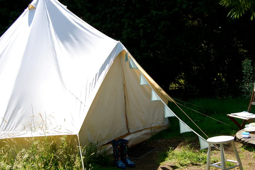 kamperen tent cc by flickrcom