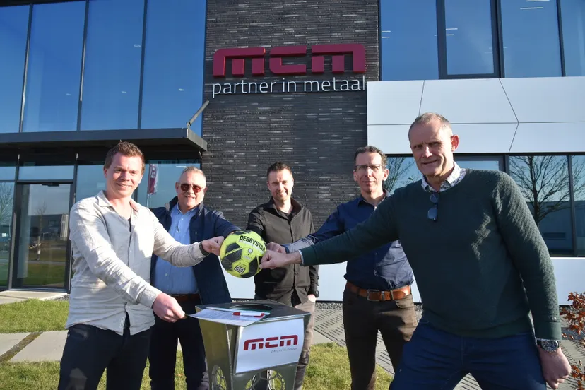 mcm verlengt contract met svm