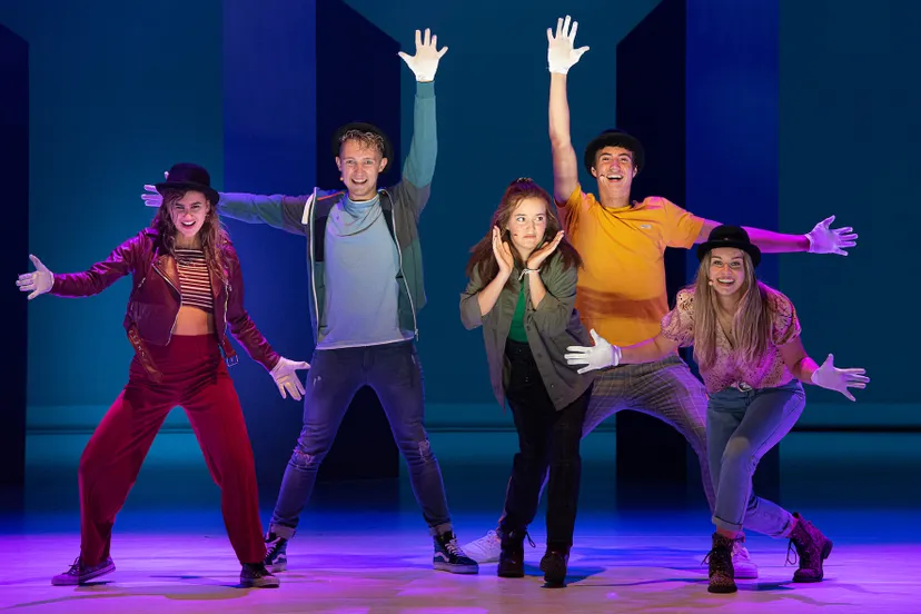 morssinkhofterra brugklasdemusical 2