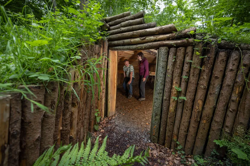 onderduikershut dumxztq