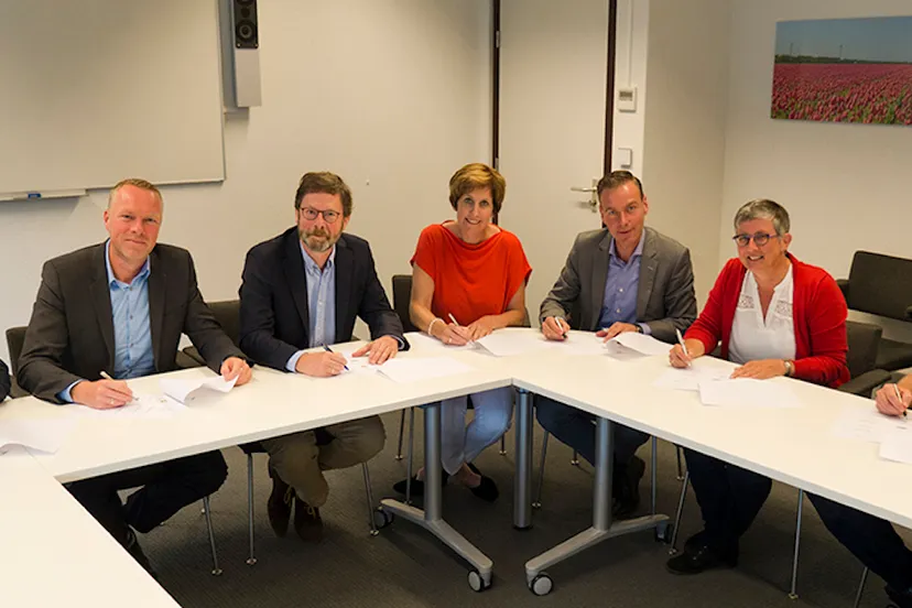 ondertekening convenant klein