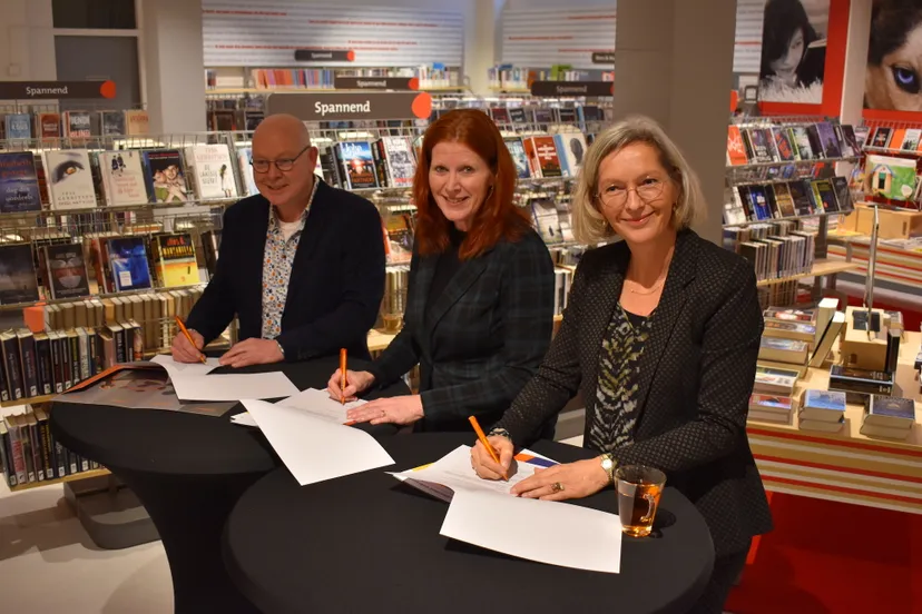 ondertekening samen voor lezen