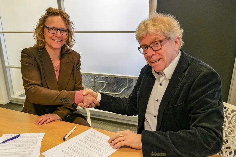 present mercatus 1830655