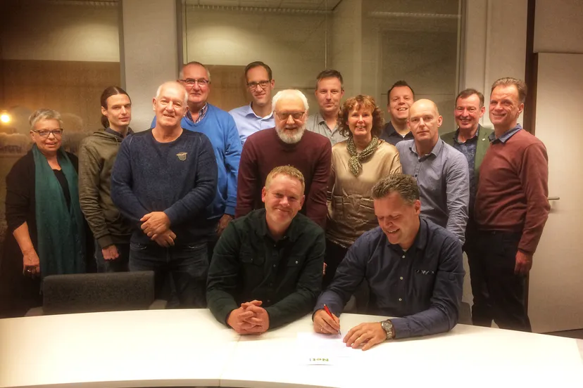 regiegroep ondertekening energieke regio14jan