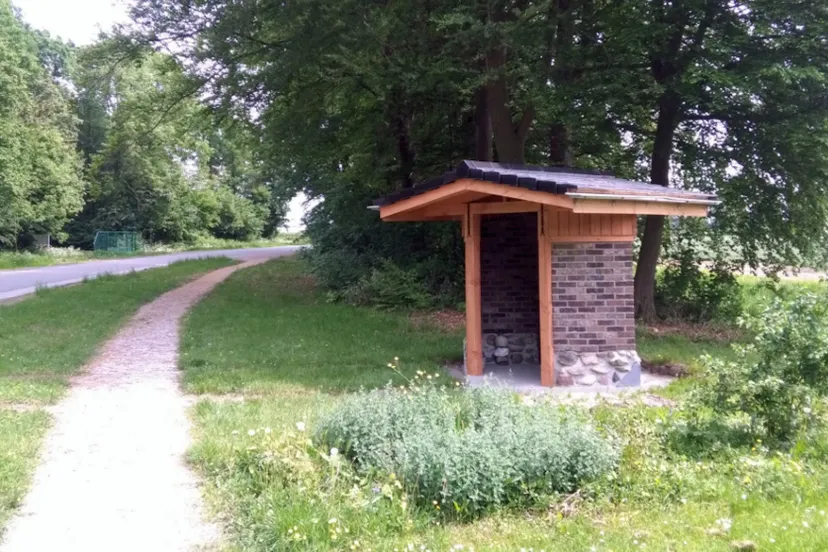veldkapel luttelgeest foto db luttelgeest