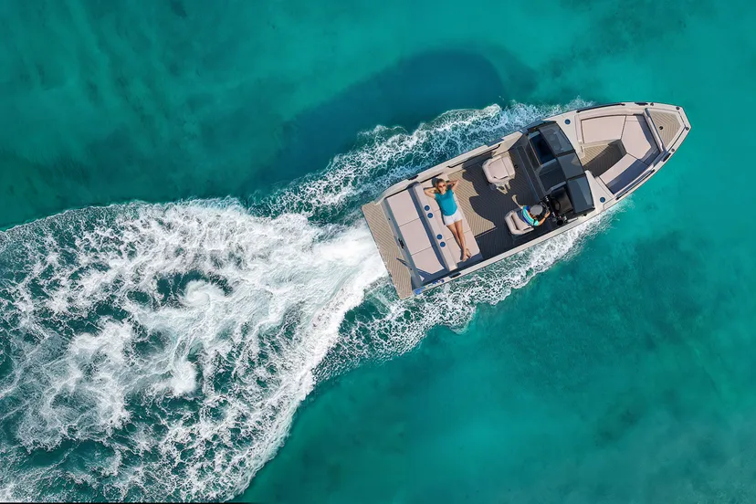 nieuwe x shore 1 bowrider