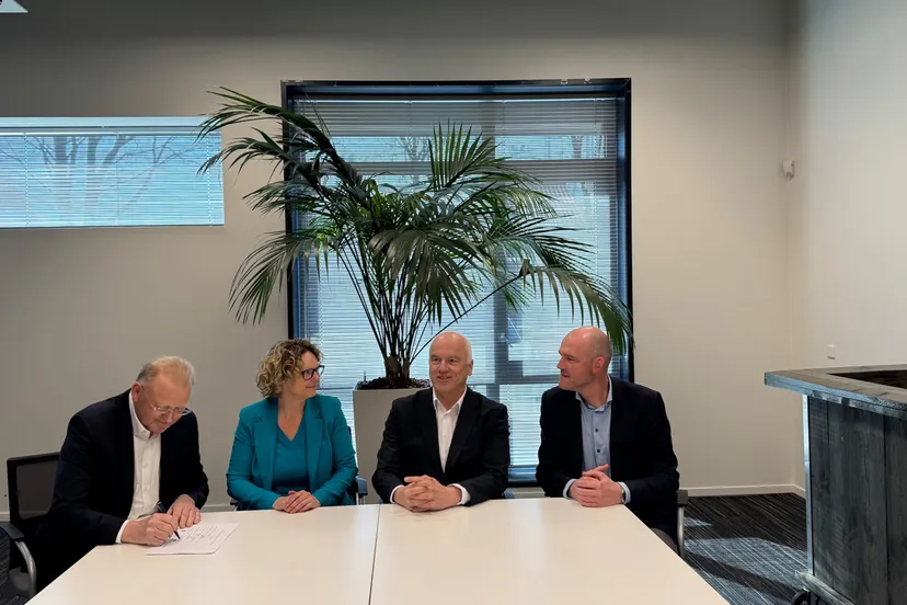 ondertekening uitvoeringsagenda wonen welzijn en zorg