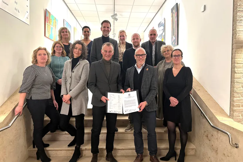 20251127 Ondertekening Alliantie Veilig Ouder Worden