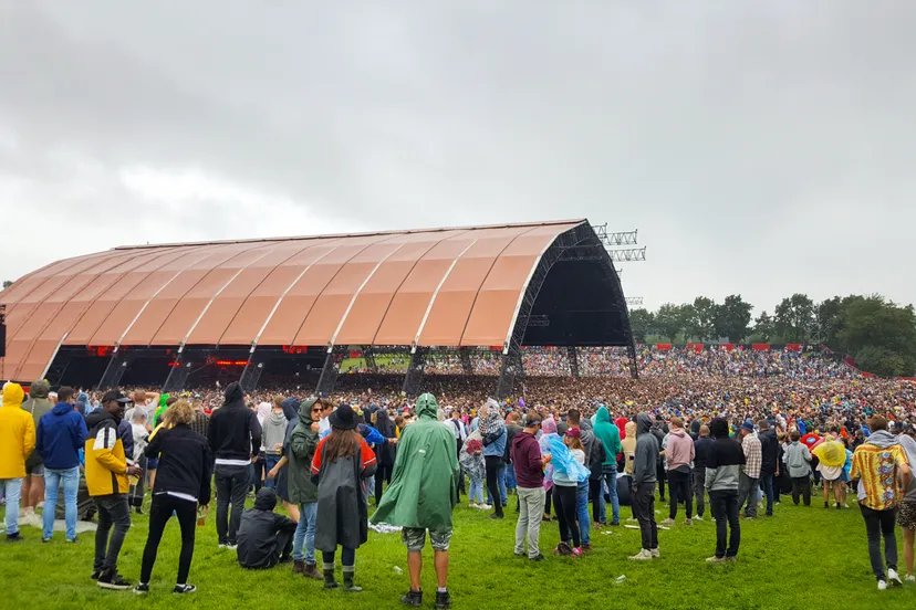lowlands 2019 alphajpg wikimedia laurensvanheerde