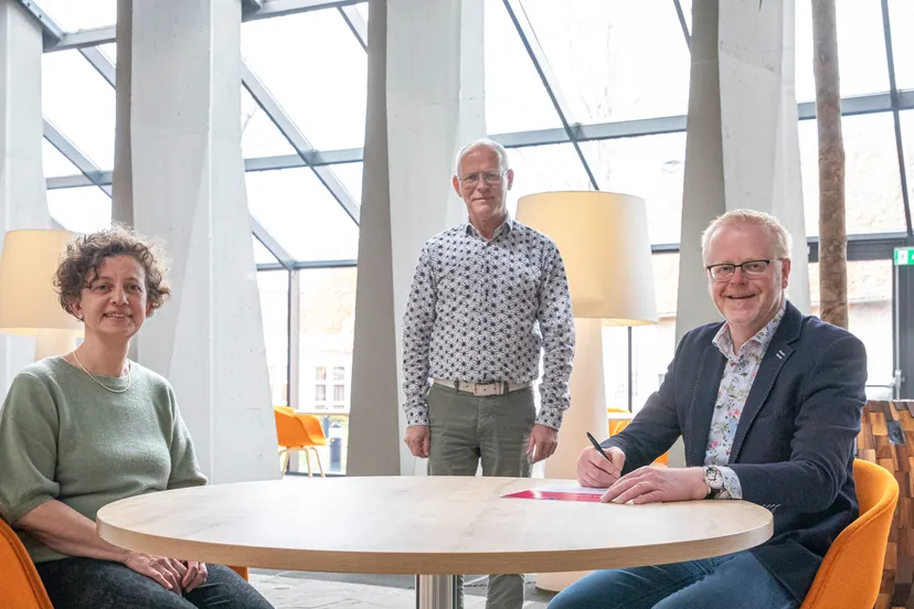 210422 oldenzaal sluit zich aan bij een tegen eenzaamheid