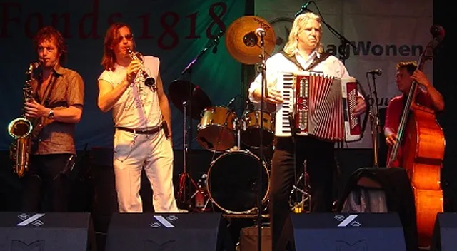 ywmzu9hmx2h78lg8zsrnv5idl dope