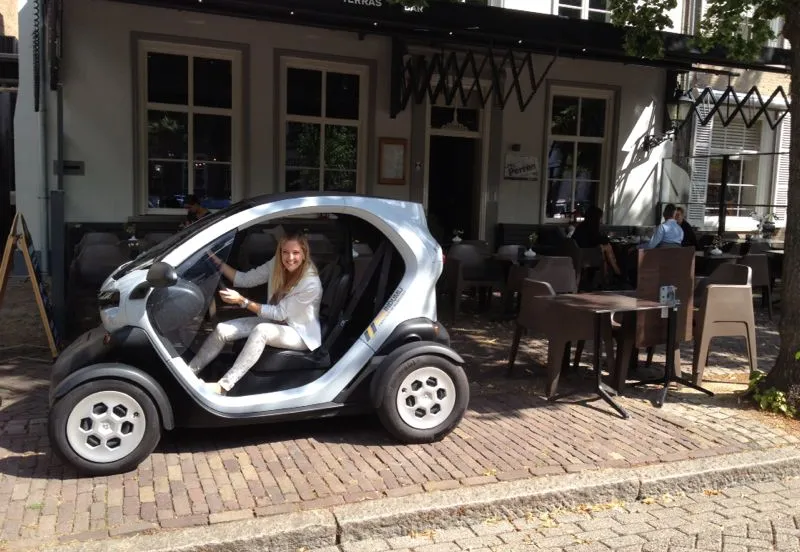 b43yq8yfzrw03bgob6c4nls9m twizy 1