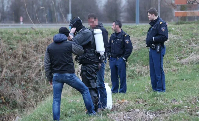 jwkyhxtibkmfis55hue7d0o79 duikers1