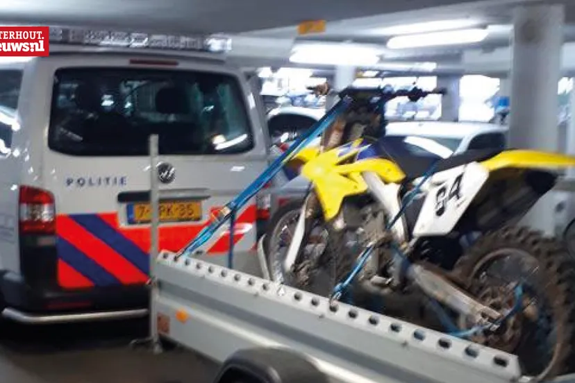 crossmotor in beslag genomen