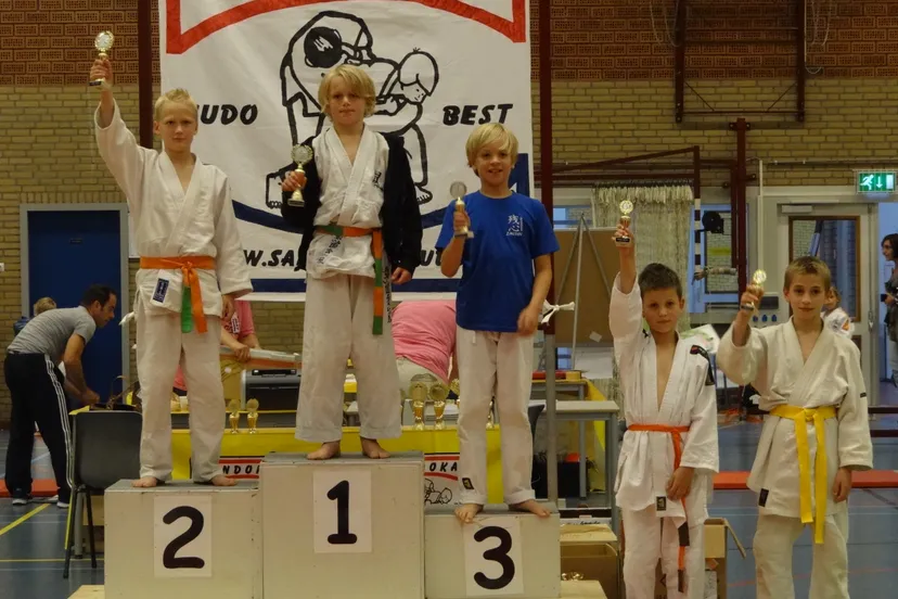 d02yhhdlyg2m2041fzxafanuv sem br