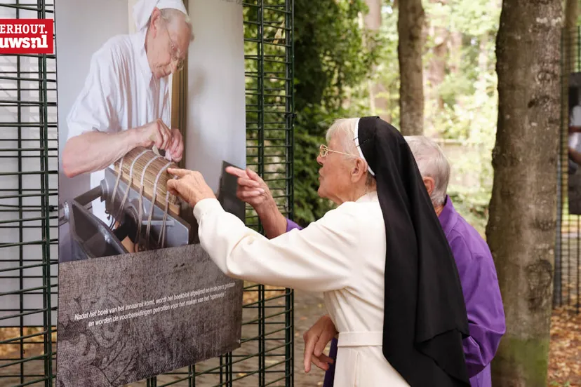 fototentoonstellling zusters kloosterdreef