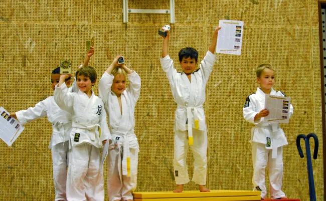 i4tiw5i4001ob2s8hxm2xcksq judo2310