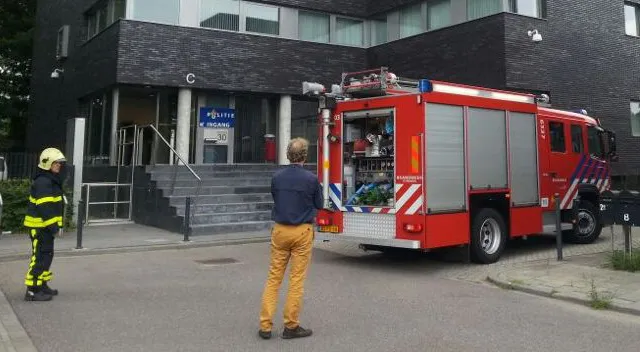 ik1uq3wh8cya1p4ebzjd4yd1z politiebureau