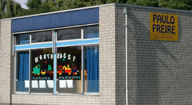 oh94f24idqcbfct7fwtpnrtj1 paulo freire