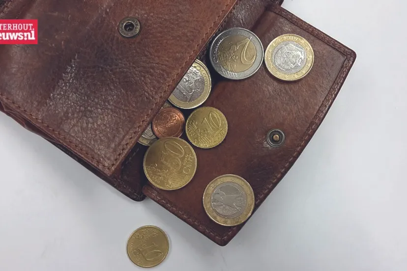 portemonnee met geld