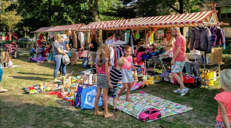 rommelmarkt beemdenbuurt