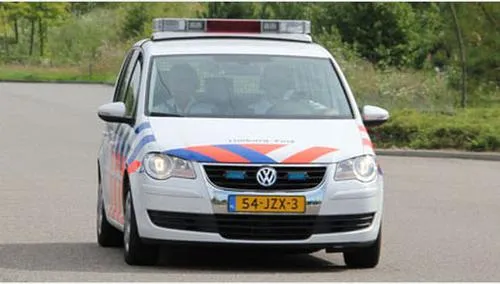 vet44okdrs14l2lvipw1lti2t politie2 3