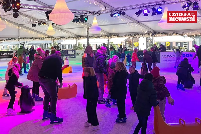 schaatsbaan ijsmarkt 2025